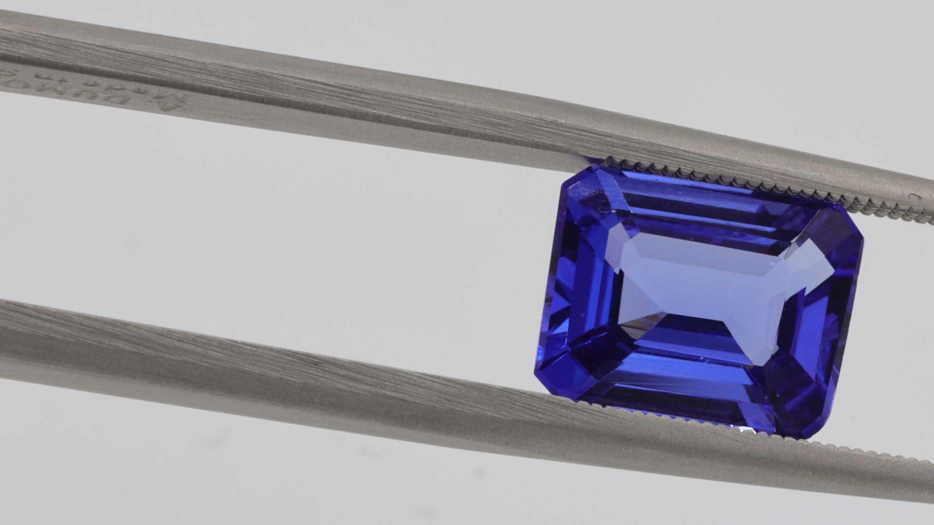 Elewana-Collection-Visit-Arusha-Tanzanite-Museaum 